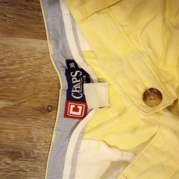 Chaps Golf shorts - Picture 2 of 2